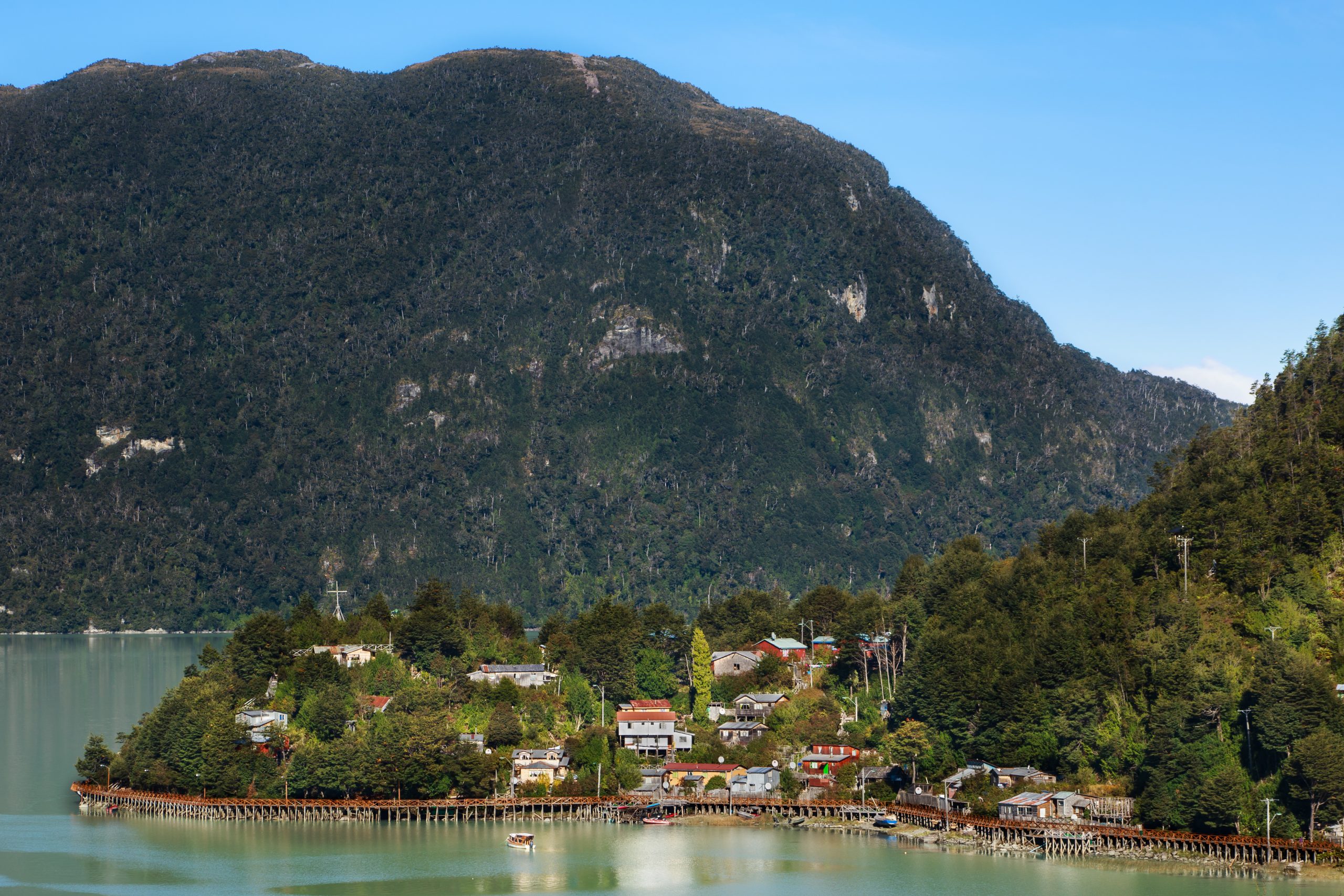 A visit to the Caleta Tortel with its wooden streets and stilt houses